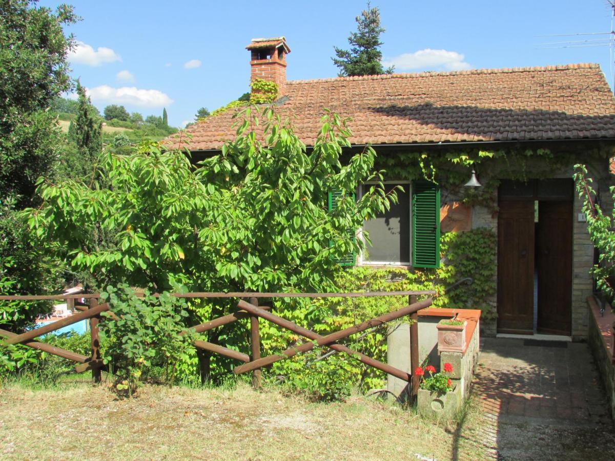 Castello Di Aparthotel Giomici