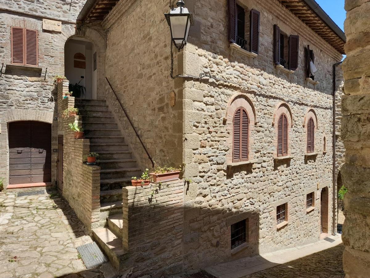 Castello Di Aparthotel