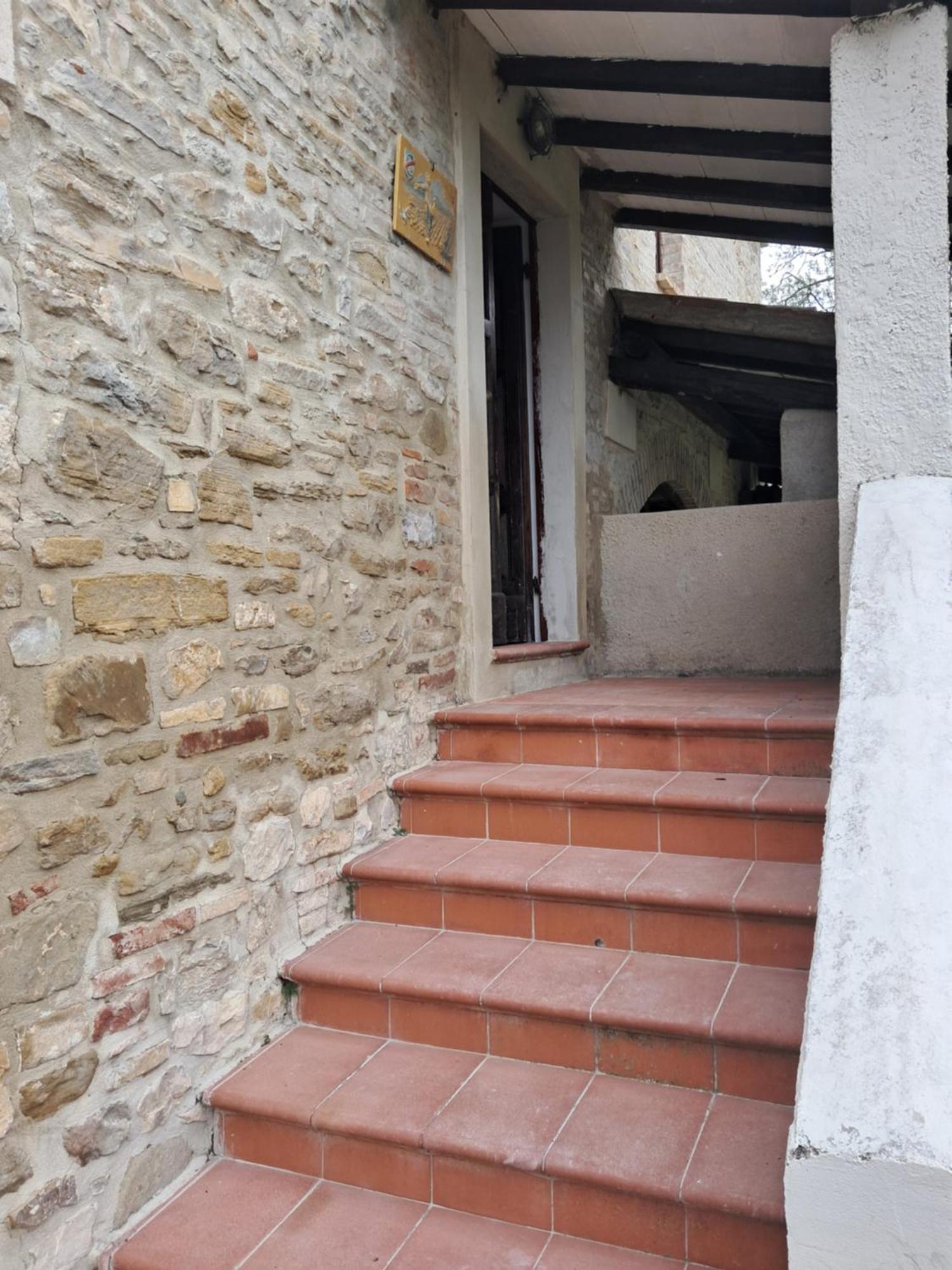 Castello Di 3* Giomici