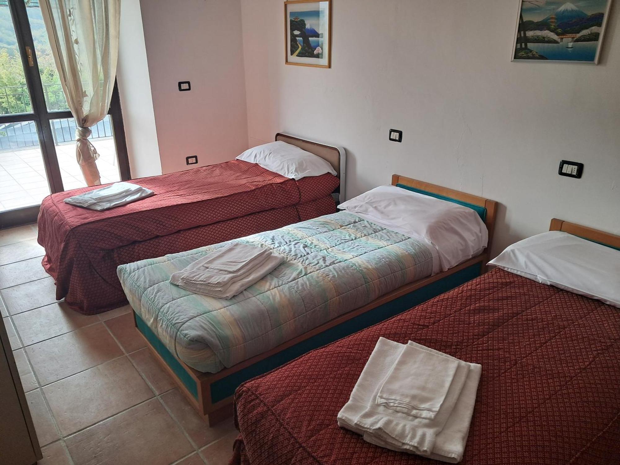 Castello Di Apartahotel 3*