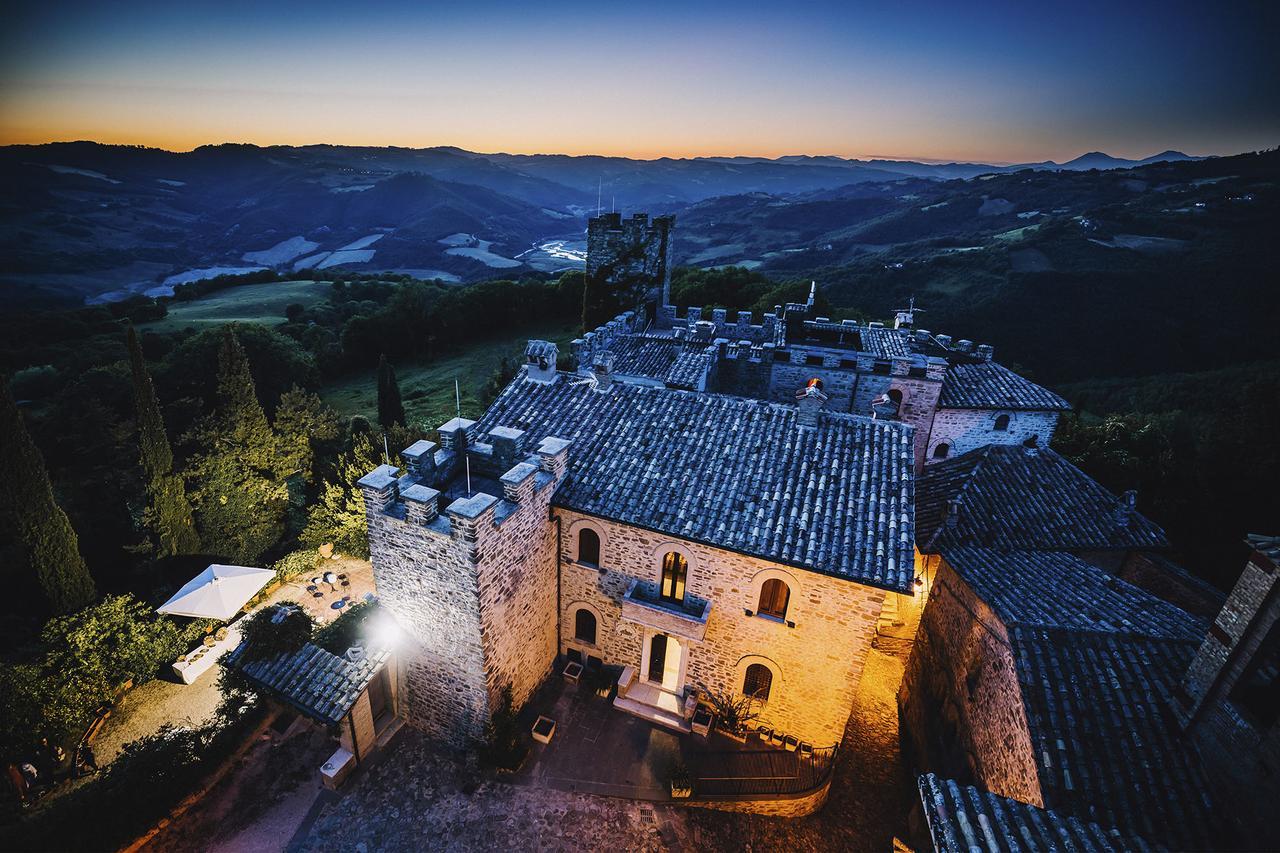 Castello Di Aparthotel