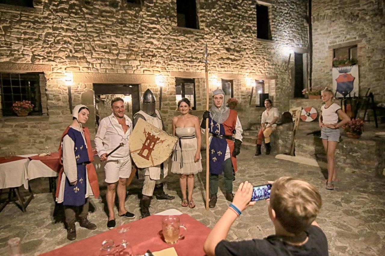 Castello Di Apartahotel